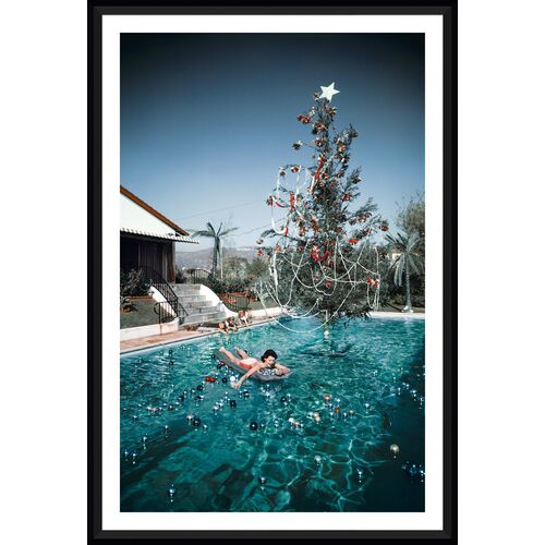 Slim Aarons, Christmas Swim 1954~P77621090