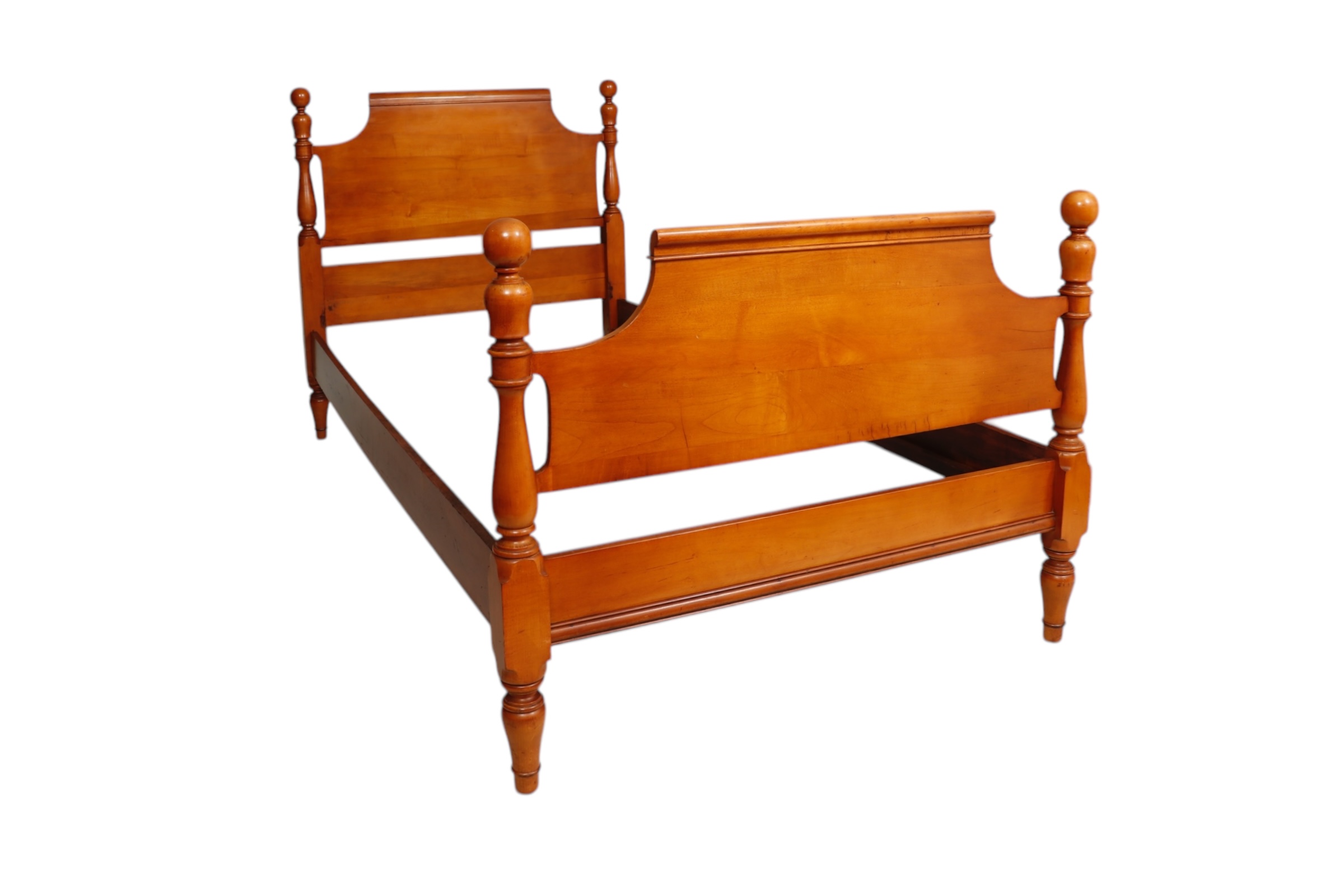 Colonial Style Twin Bed Frame~P77729744