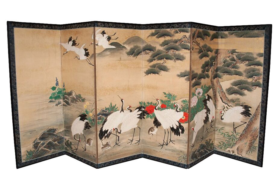 This six-panel byōbu was made in the early 19th century with silk-bordered paper.
