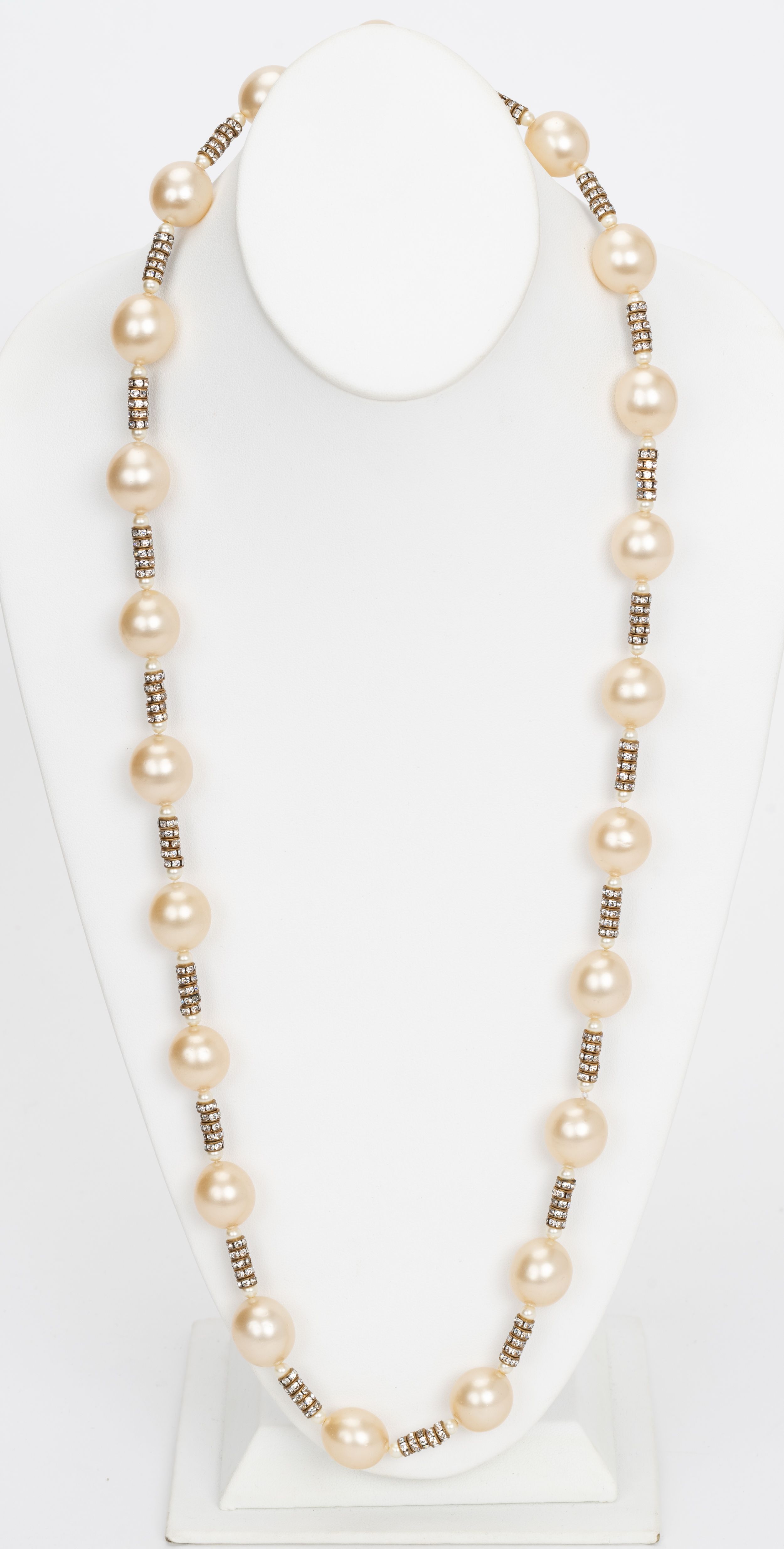 Chanel 80 Gripoix Pearl Sautoir Necklace~P77688636