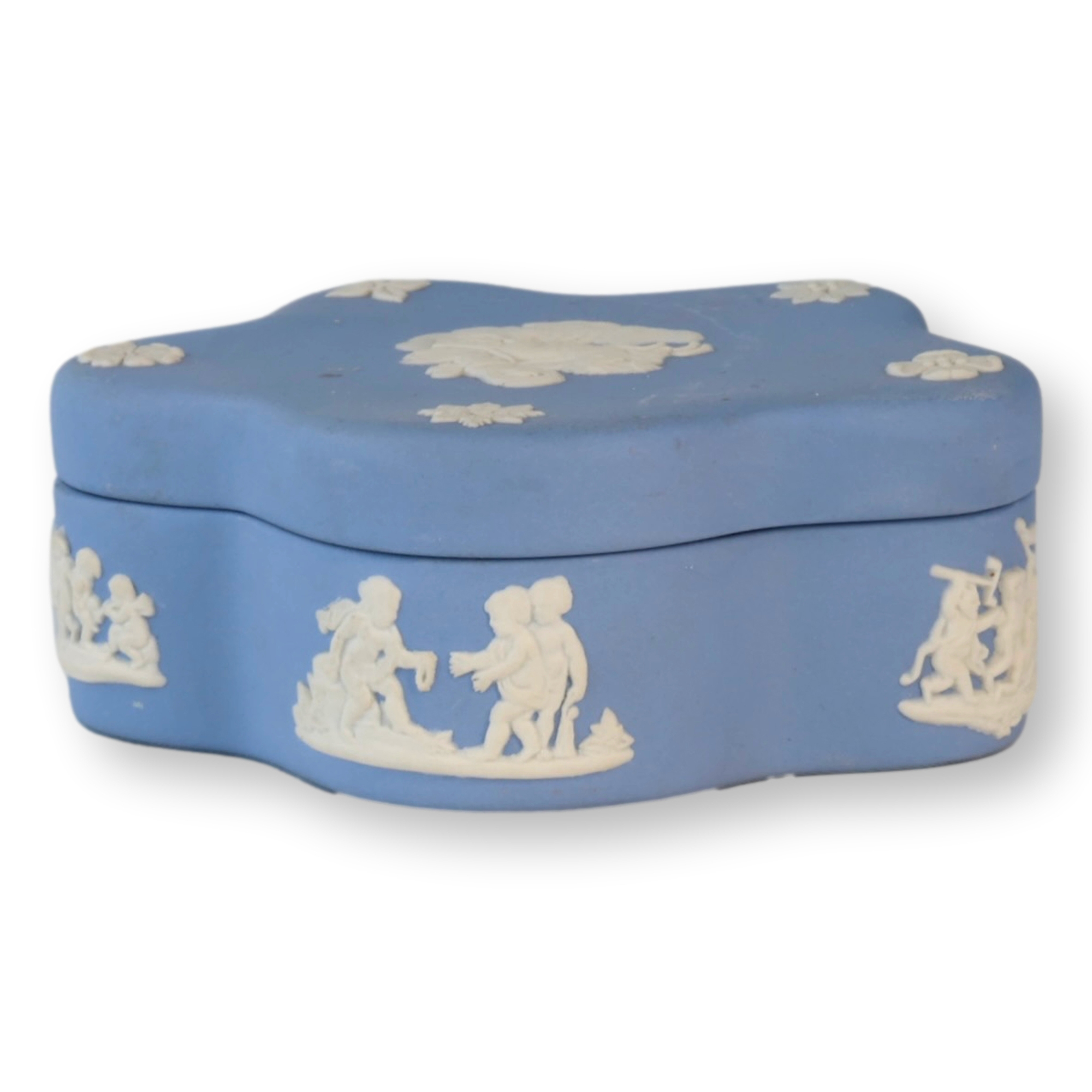 Wedgwood Jasperware Trinket Box~P77719599