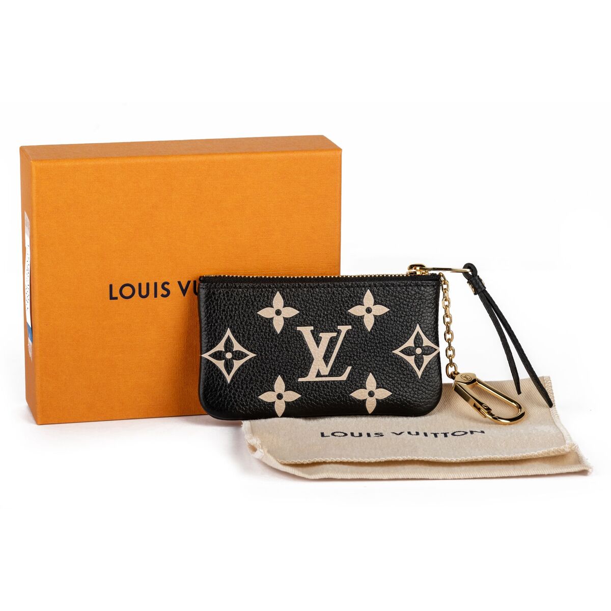 Louis Vuitton 2019 Monogram Giant Key Pouch - Green Wallets, Accessories -  LOU241248