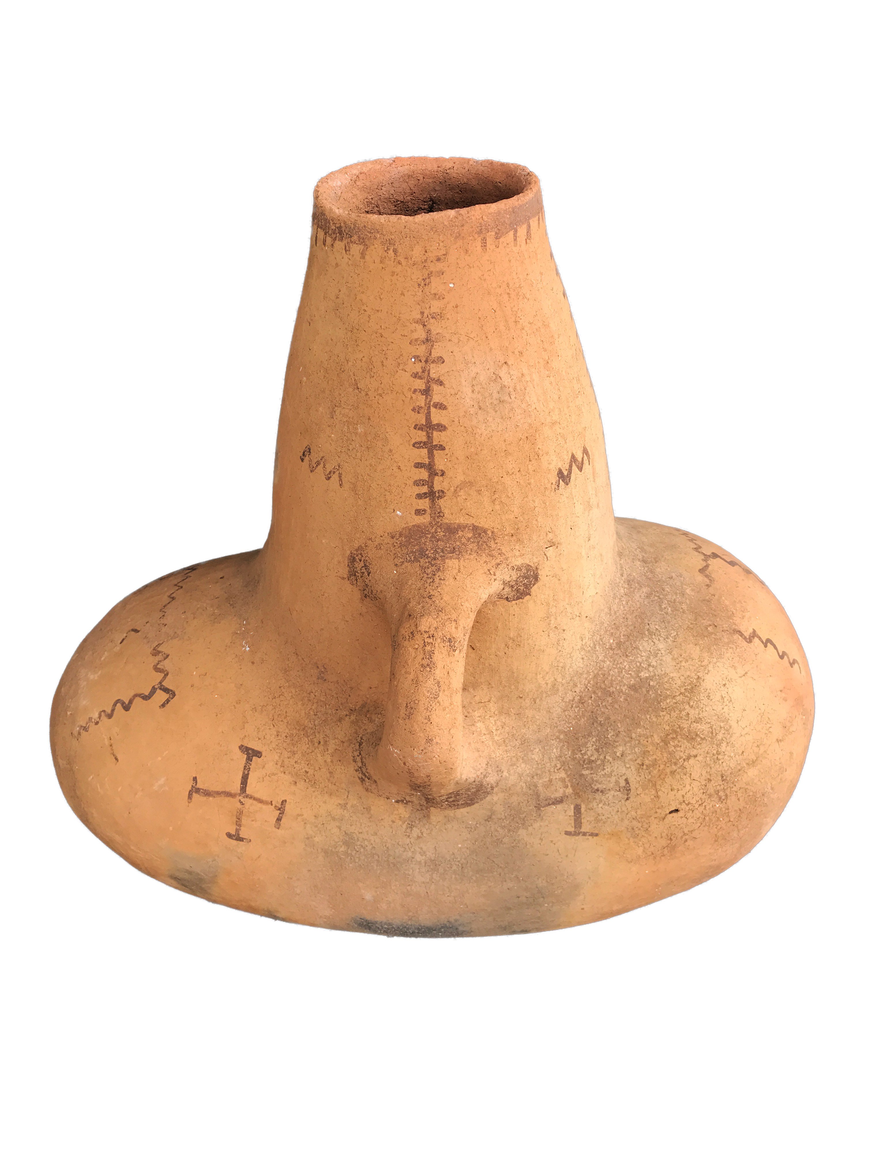 Moroccan Tuareg Clay Pot~P77540727