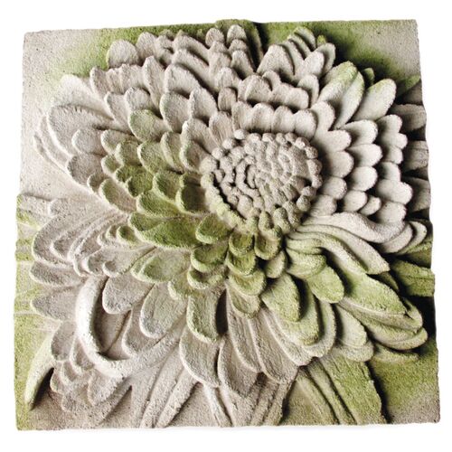 14" Chrysanthemum Plaque, White Moss~P76107089