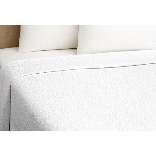 Vermicelli Coverlet, White~P75515701