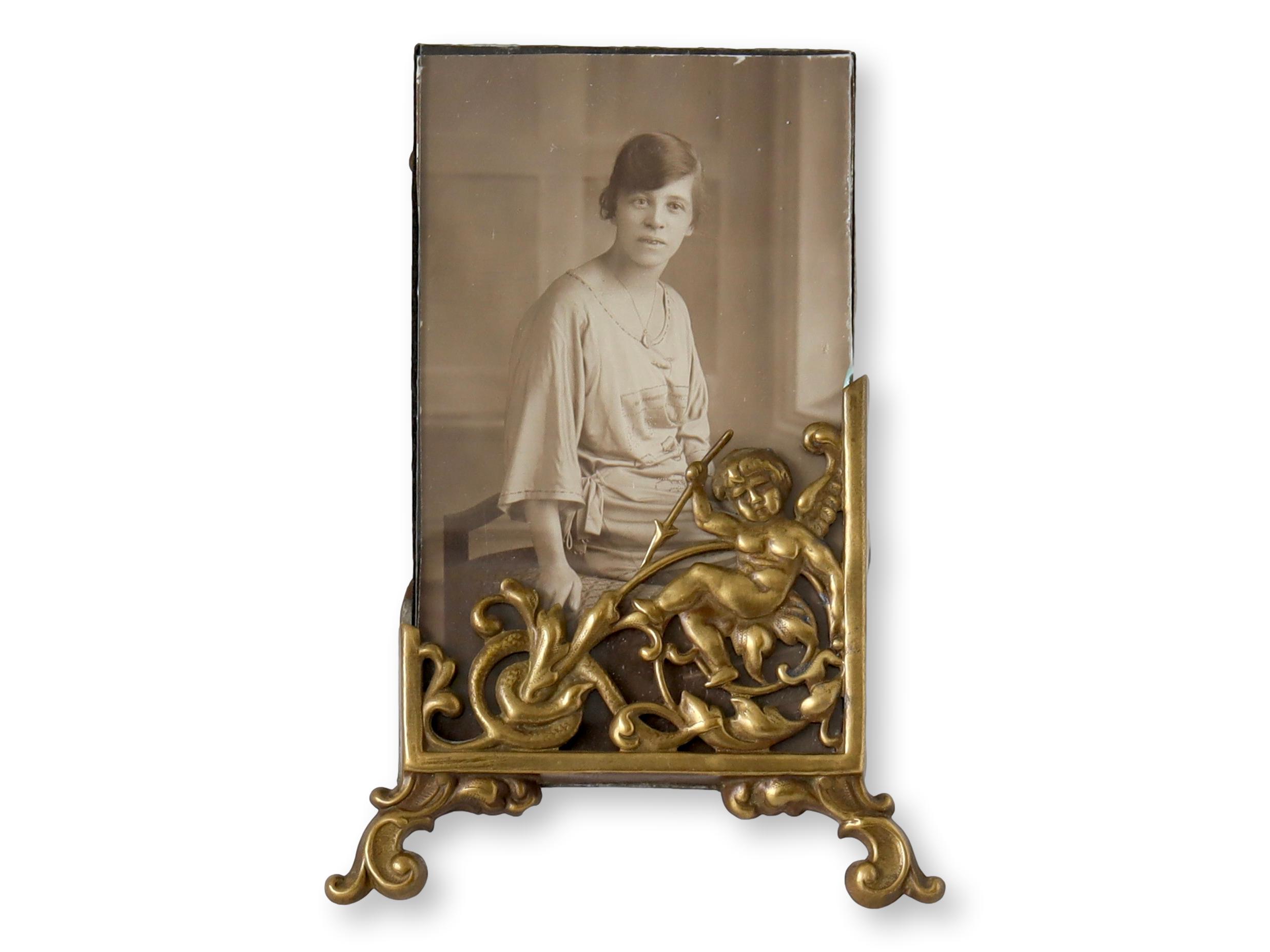 Antique French Art Nouveau Picture Frame~P77669810