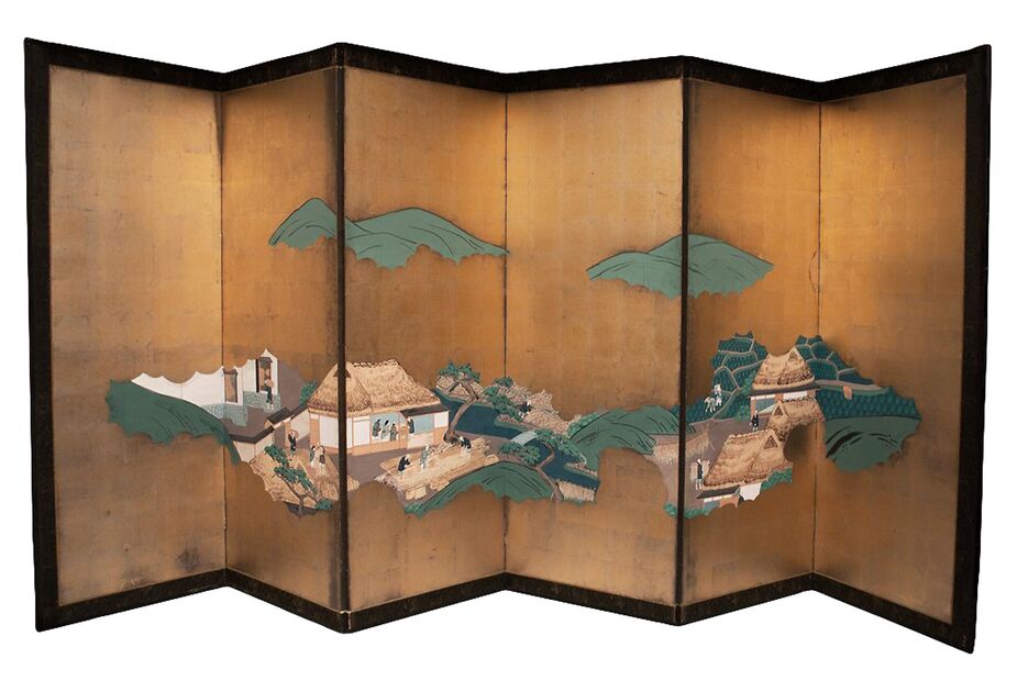 This six-panel byōbu was made in the early 19th century with silk-bordered gilded paper.
