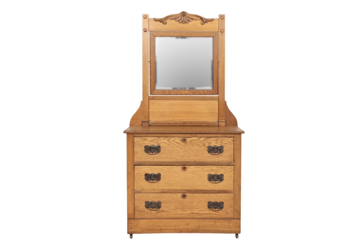 Early 20thC Oak Vanity Dresser