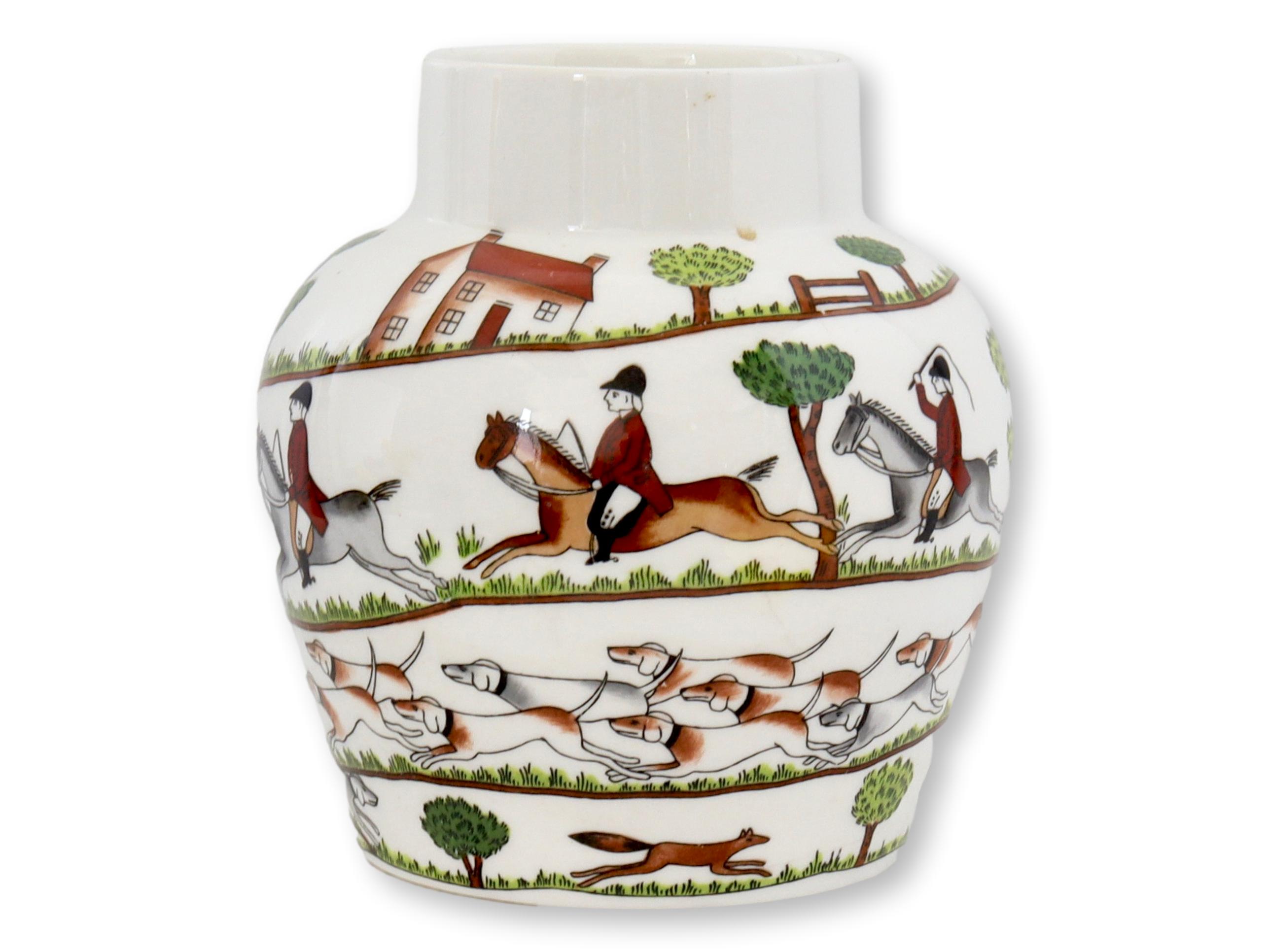 English Porcelain Hunting Scene Vase~P77672422