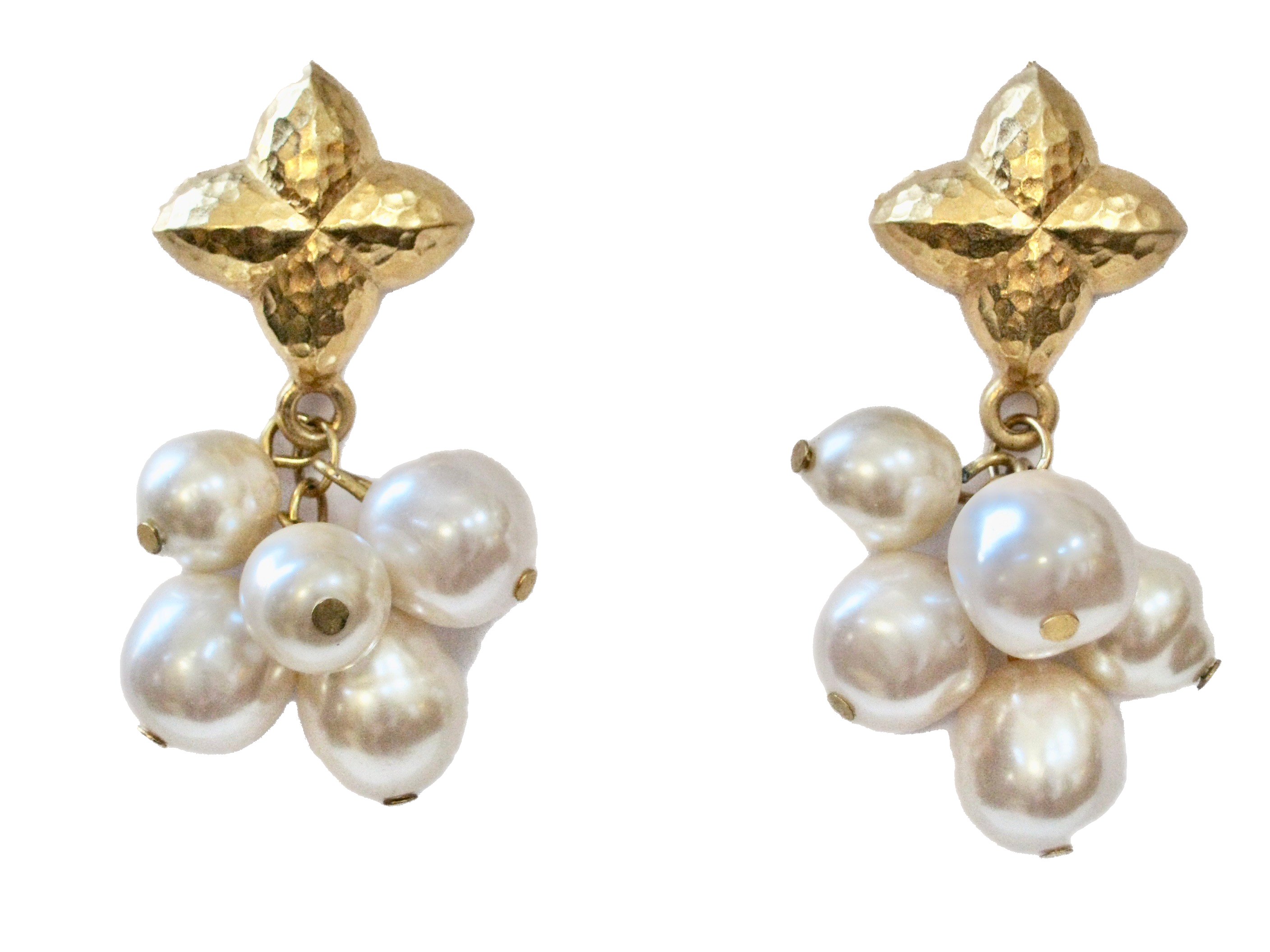 1980s Hammered Gold Glass Pearl Earrings~P77613539