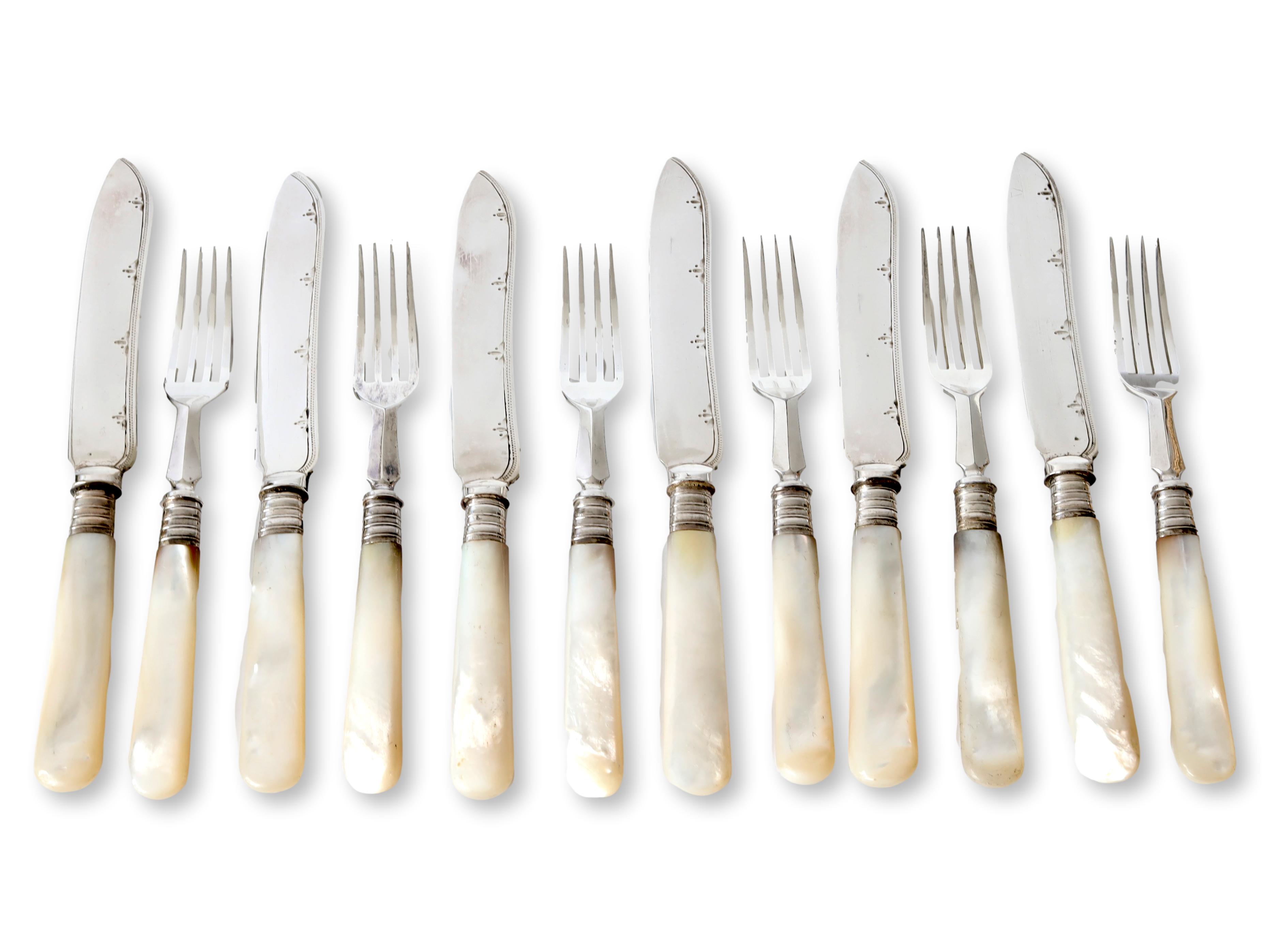 Mother of Pearl Cutlery, Service for 6~P77667018