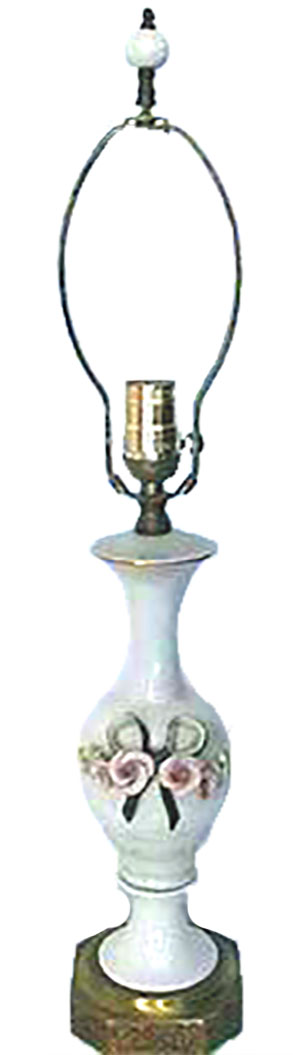 1930s Rose Floral Lamp~P77638947