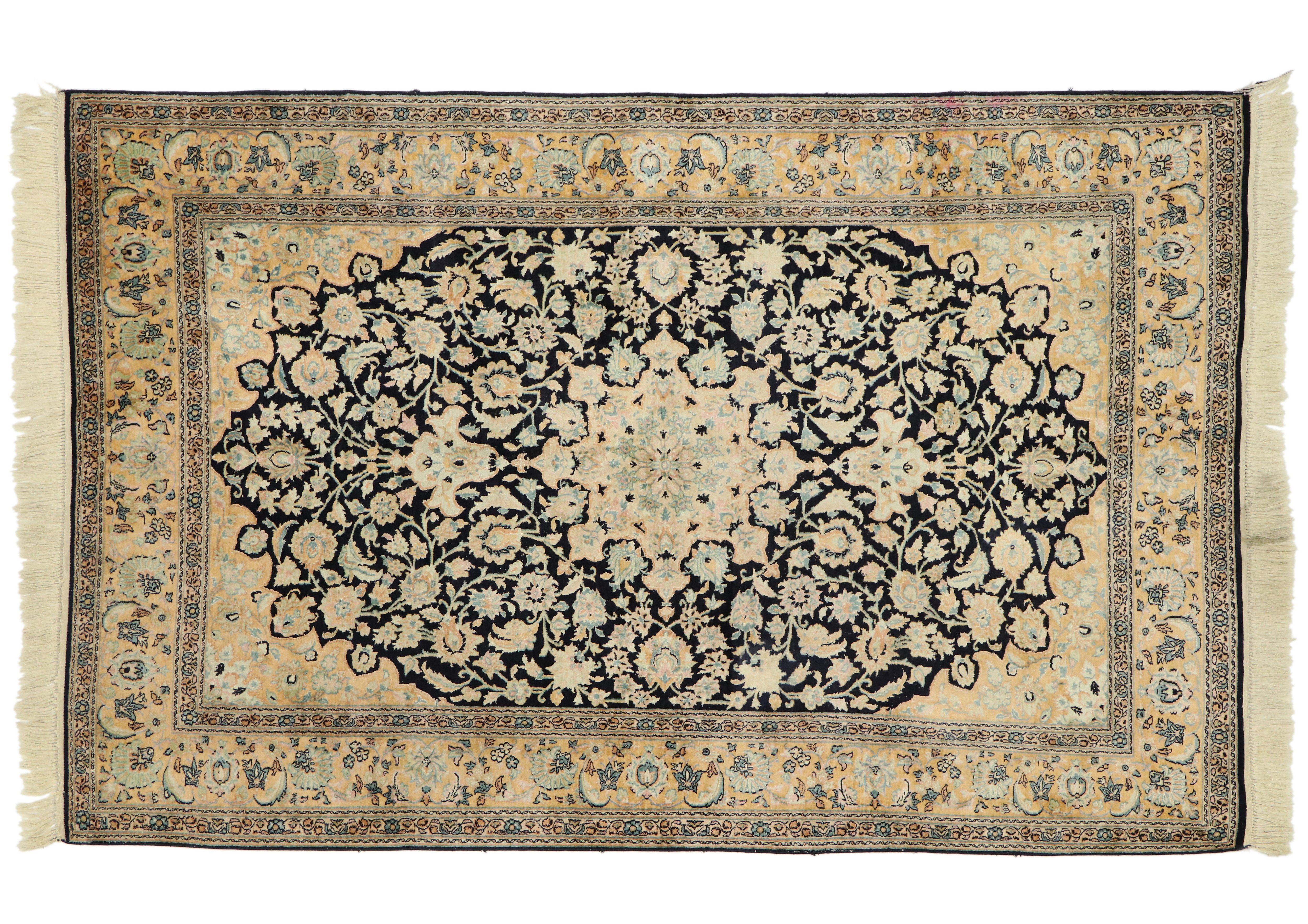 4'1" x 6'4" Persian Silk Qum Rug~P77615777