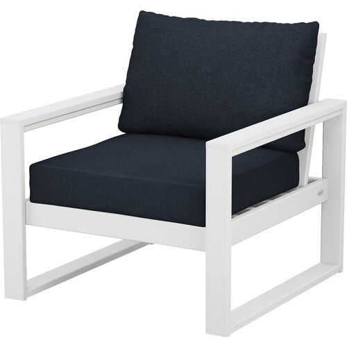 Newport Outdoor Club Chair, White/Navy~P77651094