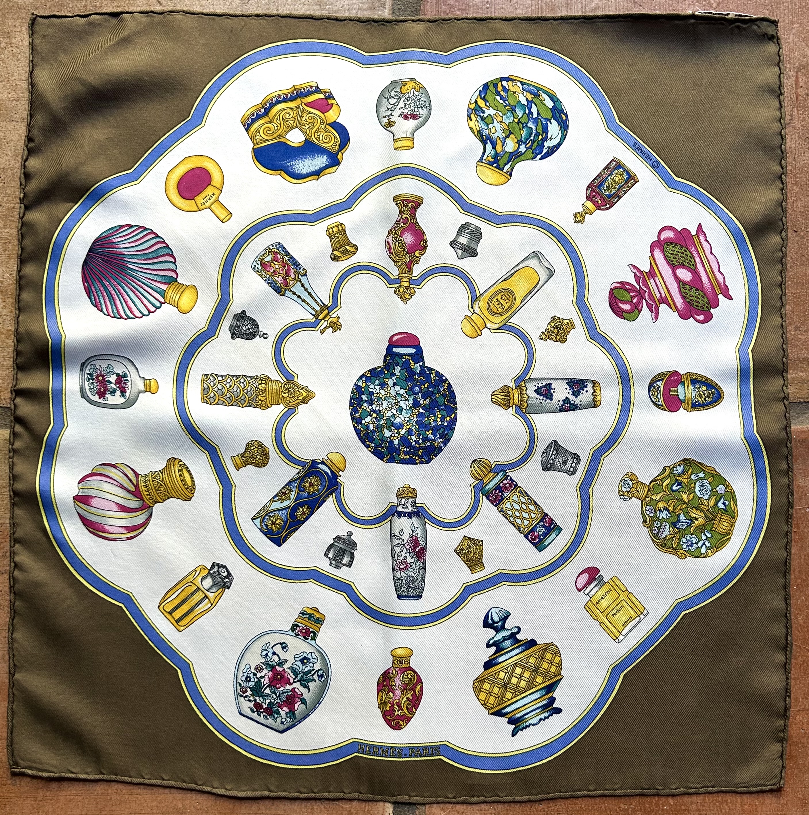 Hermès Flacons Pochette Scarf~P77739119