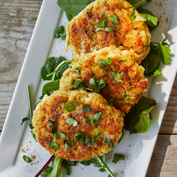 You can use this recipe as the basis for tuna or salmon cakes as well. Using more-affordable lump crabmeat instead of jumbo lump will change the texture somewhat but still result in a tasty crab cake.
