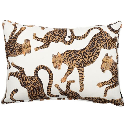 Cheetah Kings 16x24 Lumbar Linen Pillow