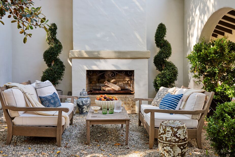 How to Update Your Outdoor Space for Fall