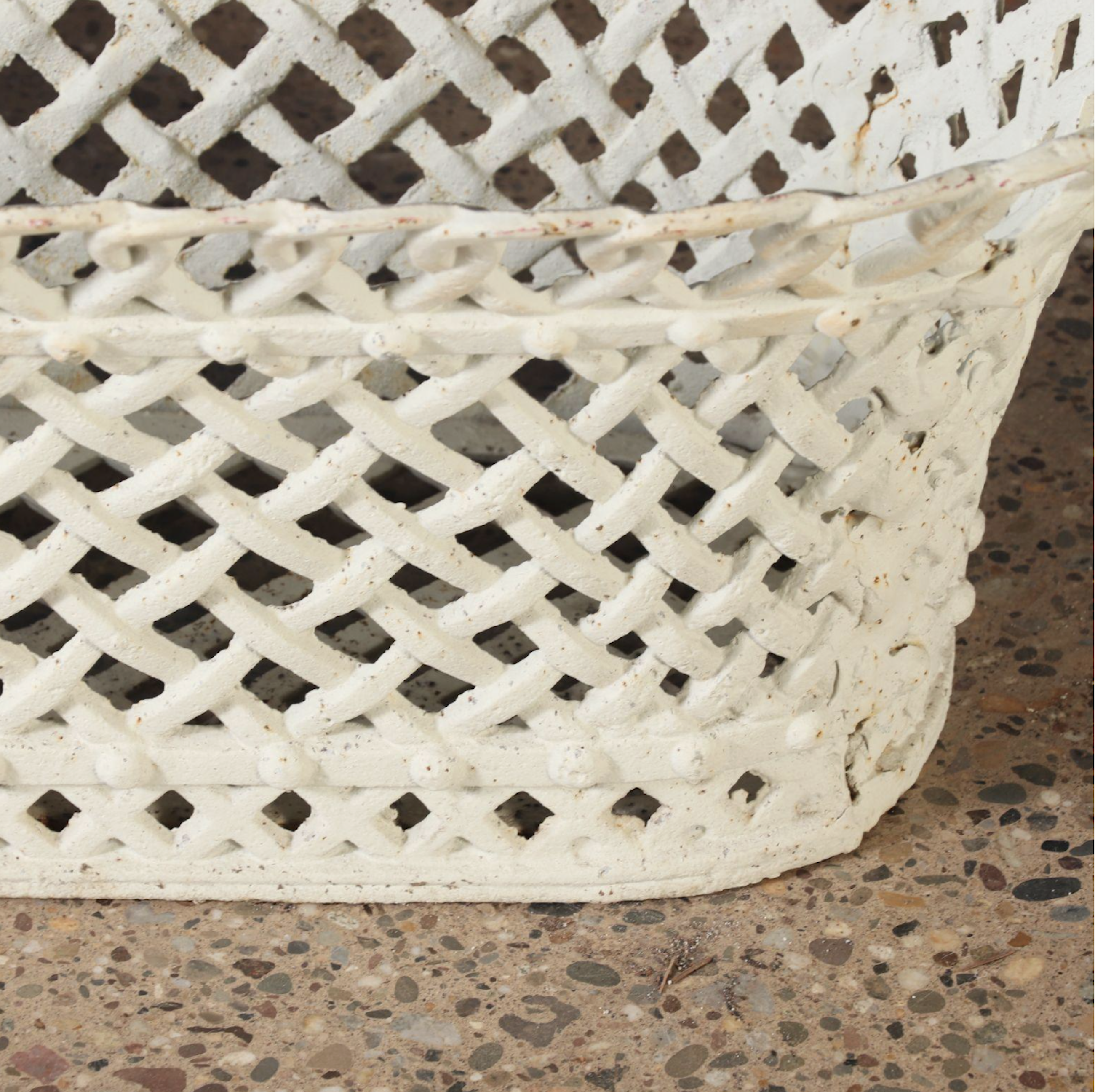 Reticulated Basket Weave Iron Planter~P77690477