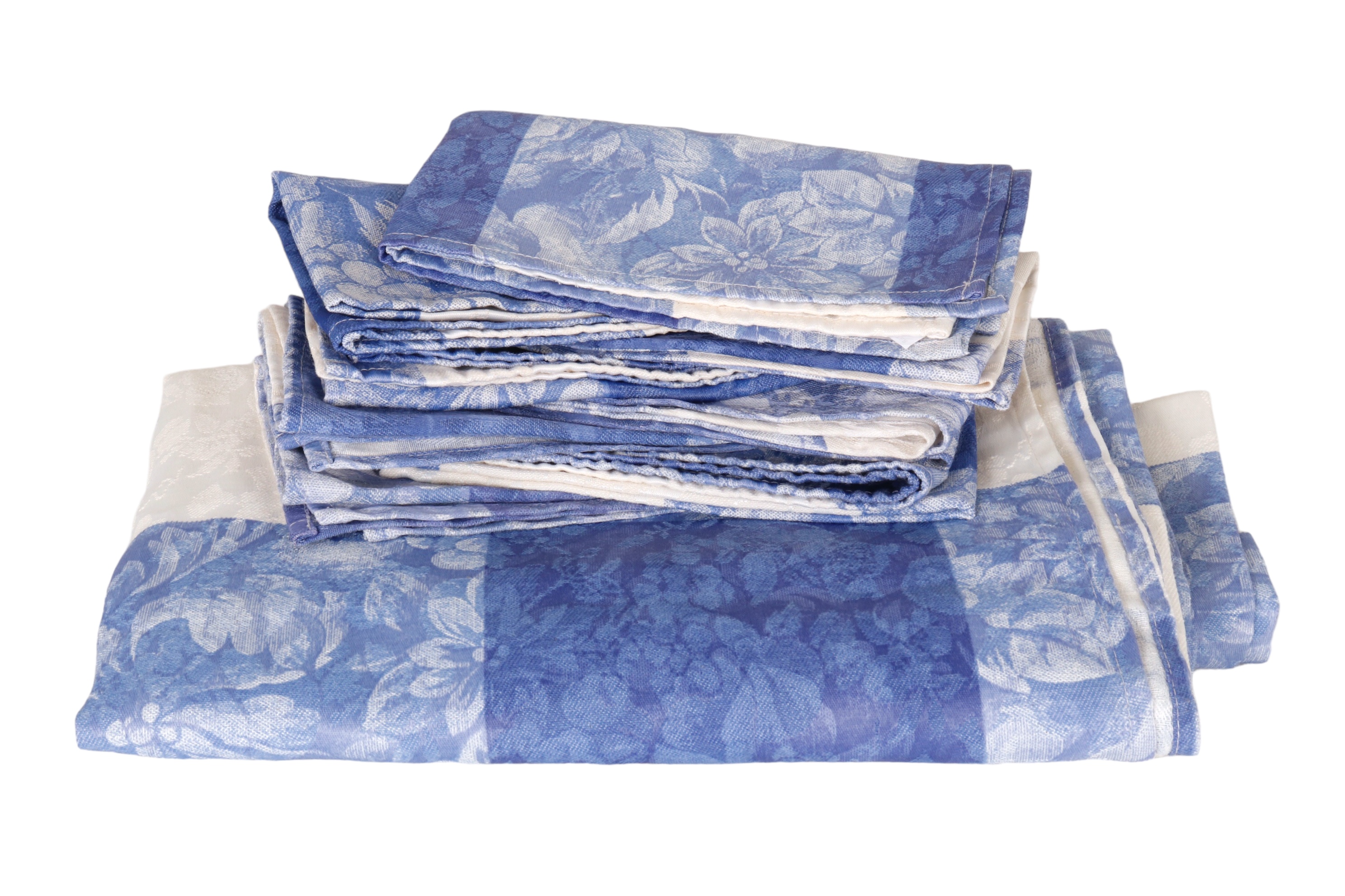 Blue & Ivory Tablecloth & 8 Napkins~P77687337