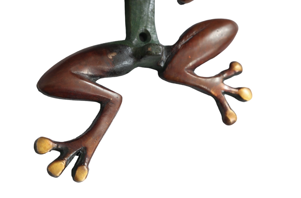 Red Brass Tree Frog Door Knocker~P77672102