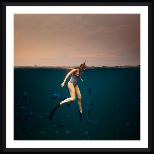 Girl Snorkelling~P77621659