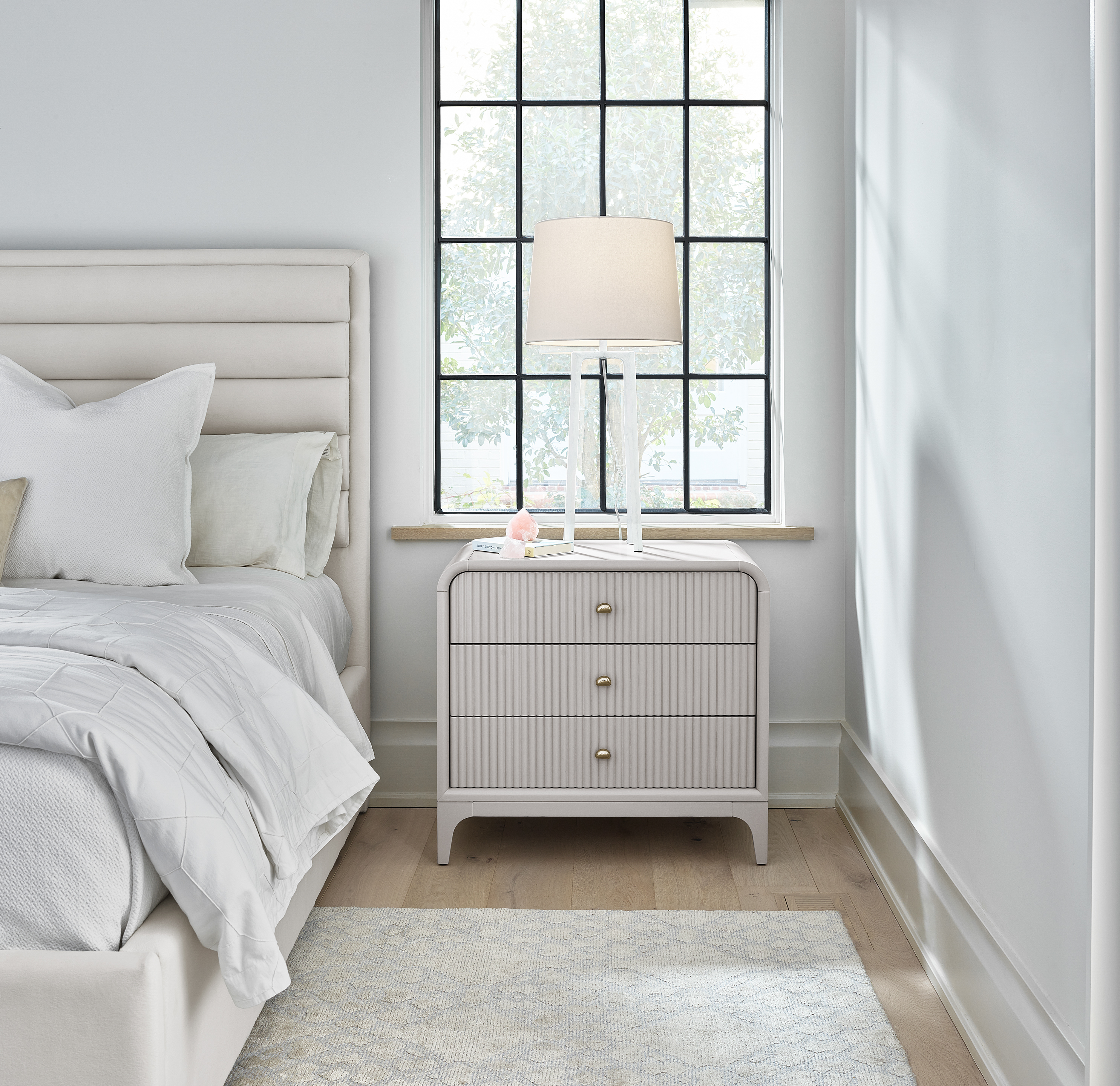 Tranquility 3-Drawer Nightstand in Gray Moonstone