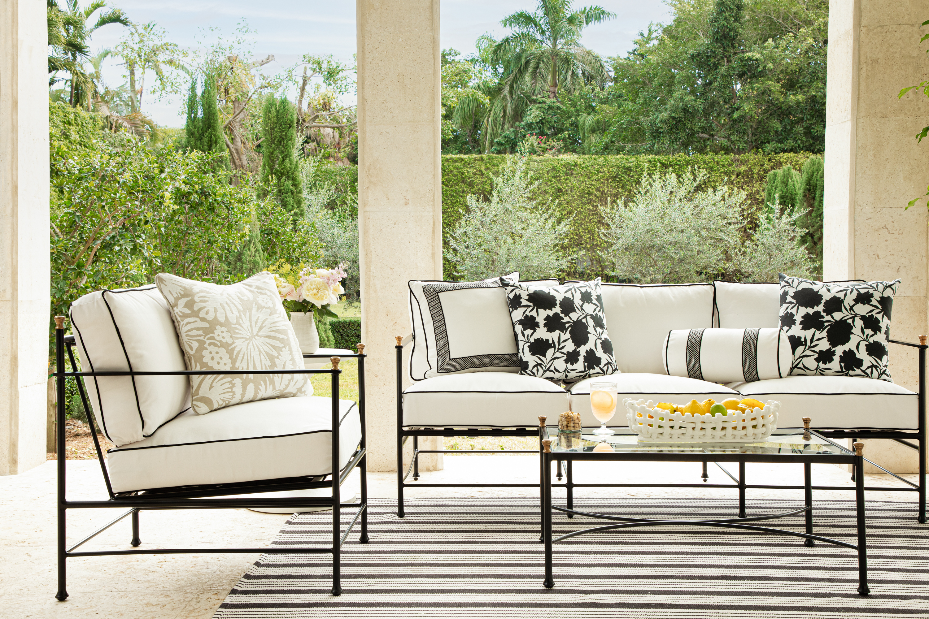 Black and white online patio set