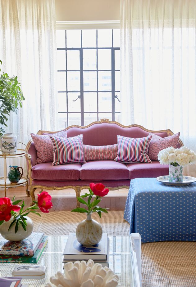 A few pops of bold pink put the “new” in New Traditionalist.
