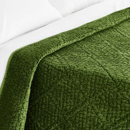 Parisienne Velvet Quilt, Evergreen