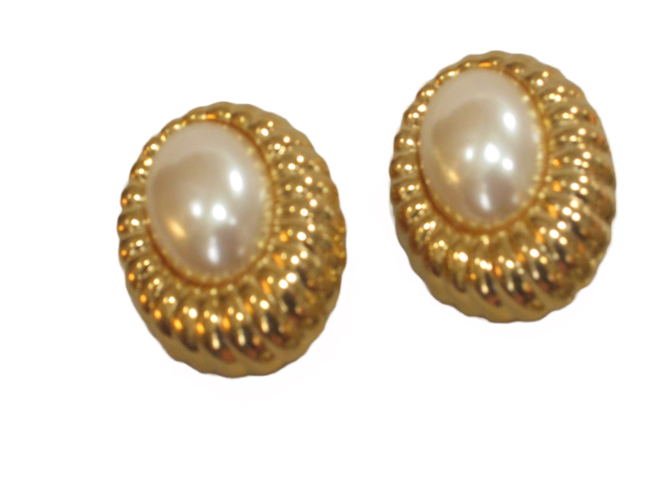 Givenchy Classic Gold Pearl Earrings~P77667876