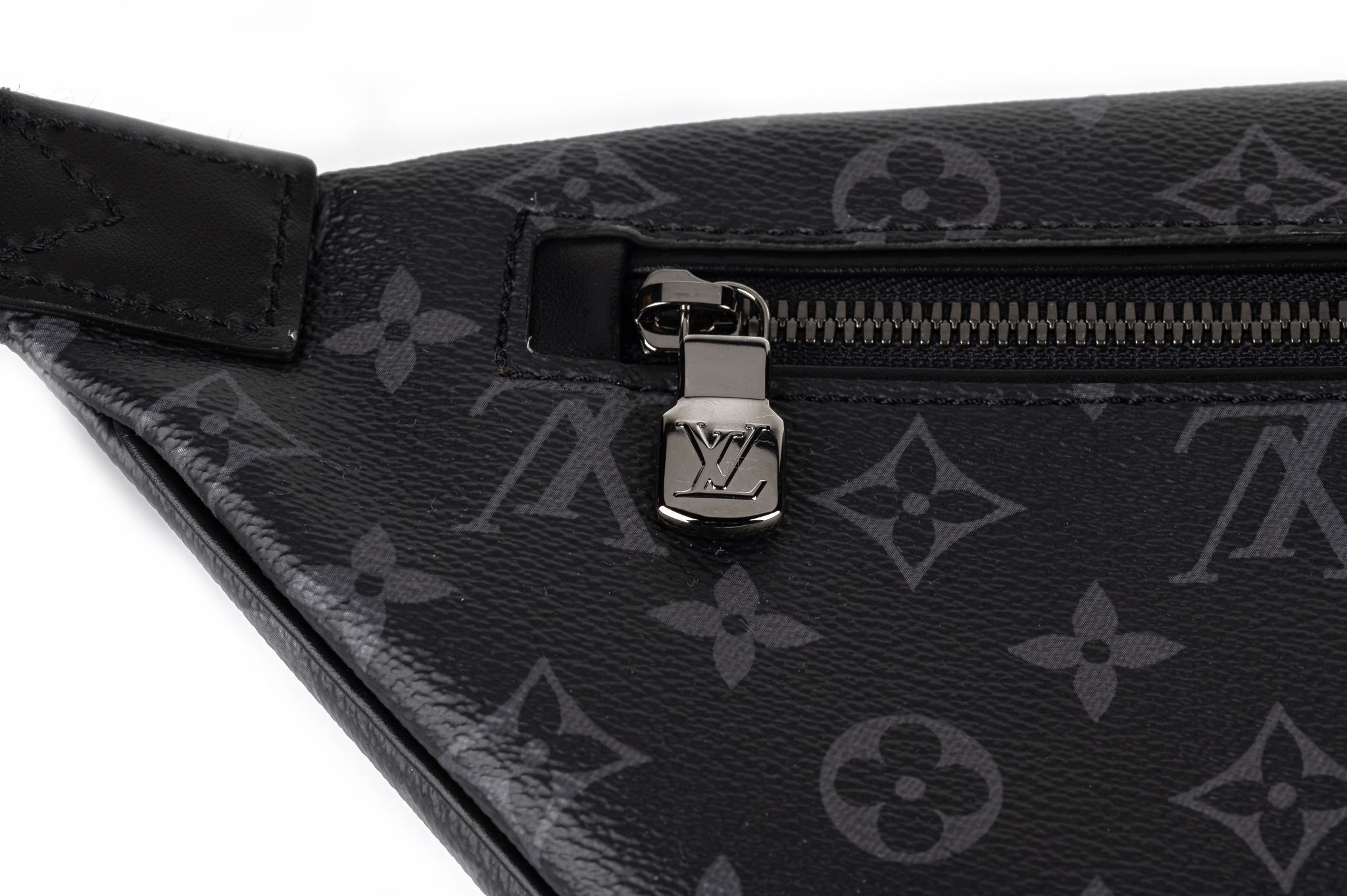 New Louis Vuitton Discovery Bum Bag - COME BAG BRANDNAME