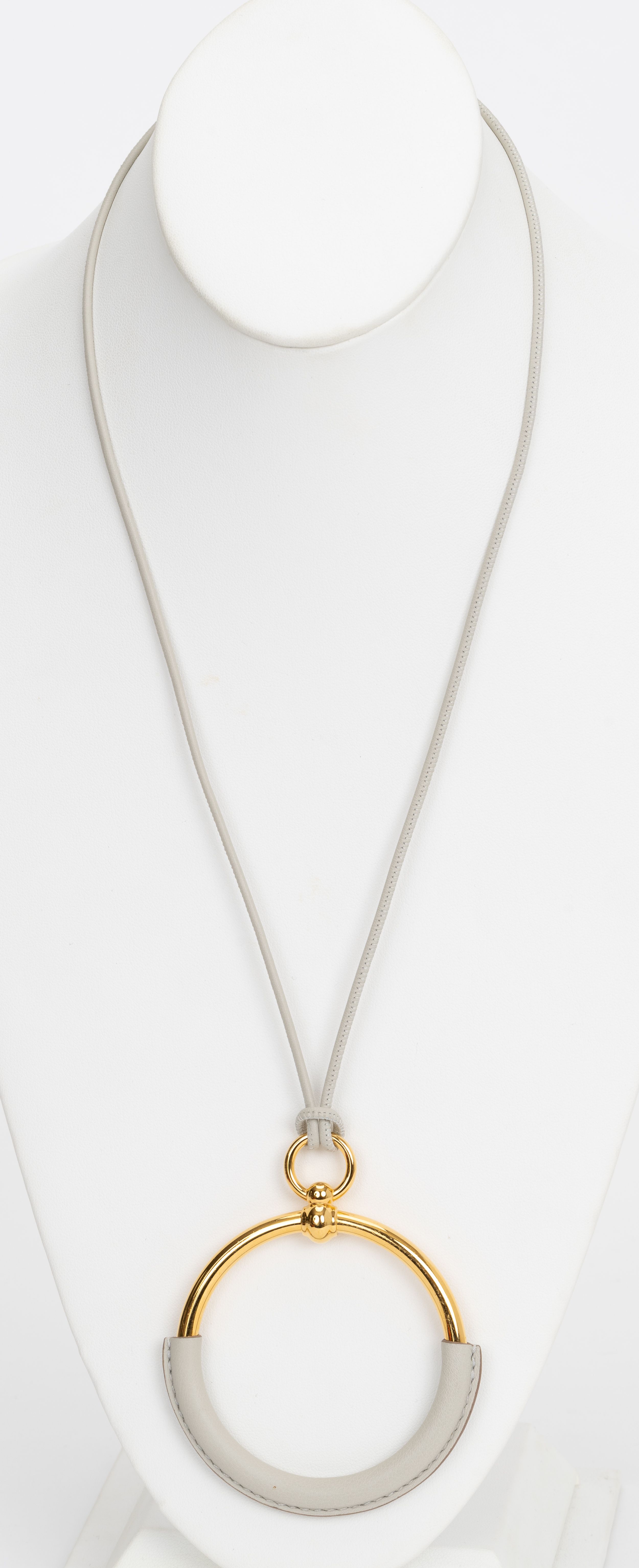 Hermès White Gold Leather Loop Necklace~P77688686