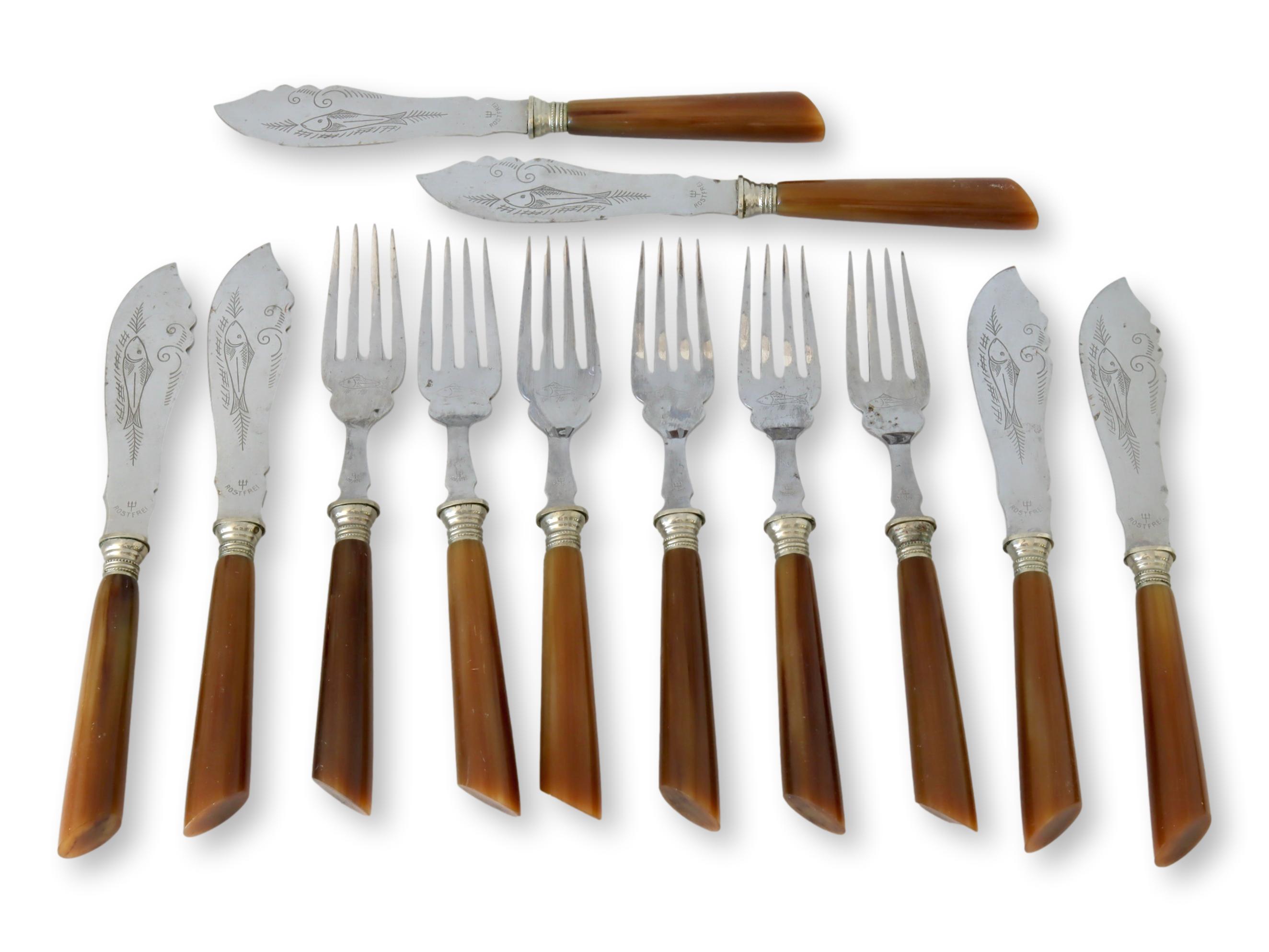 Midcentury Polished Horn Fish Set~P77690010