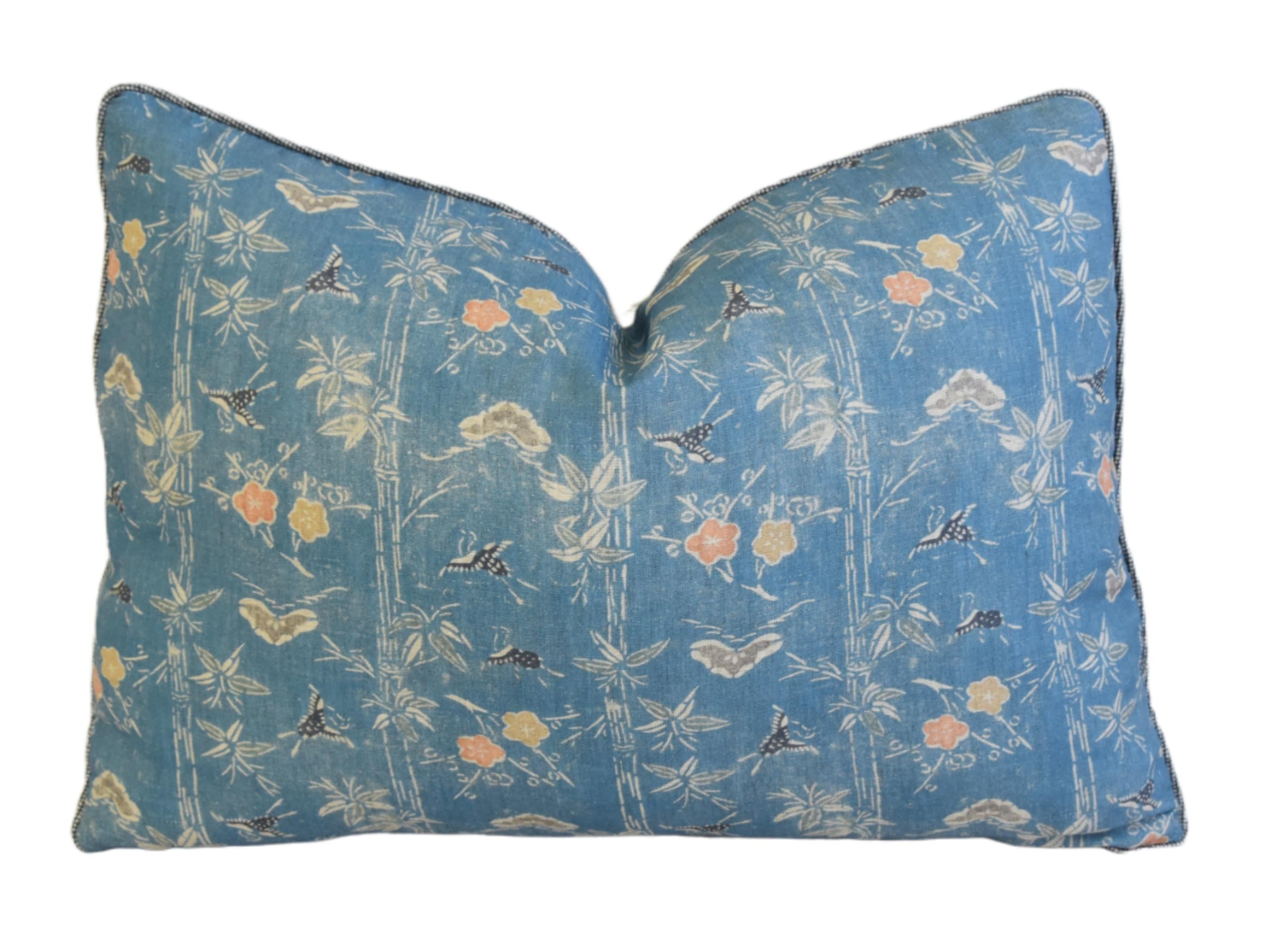 Chinoiserie Bird & Floral Bamboo Pillow