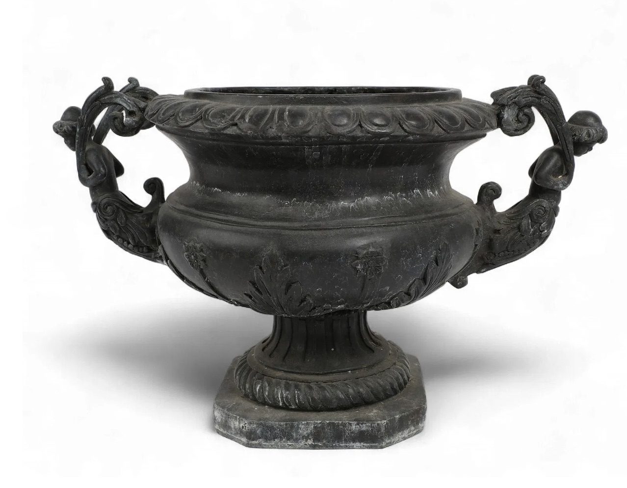 Early 20th C Patinated Bronze Urn Early 20th C Patinated Bronze Urn~P77770599