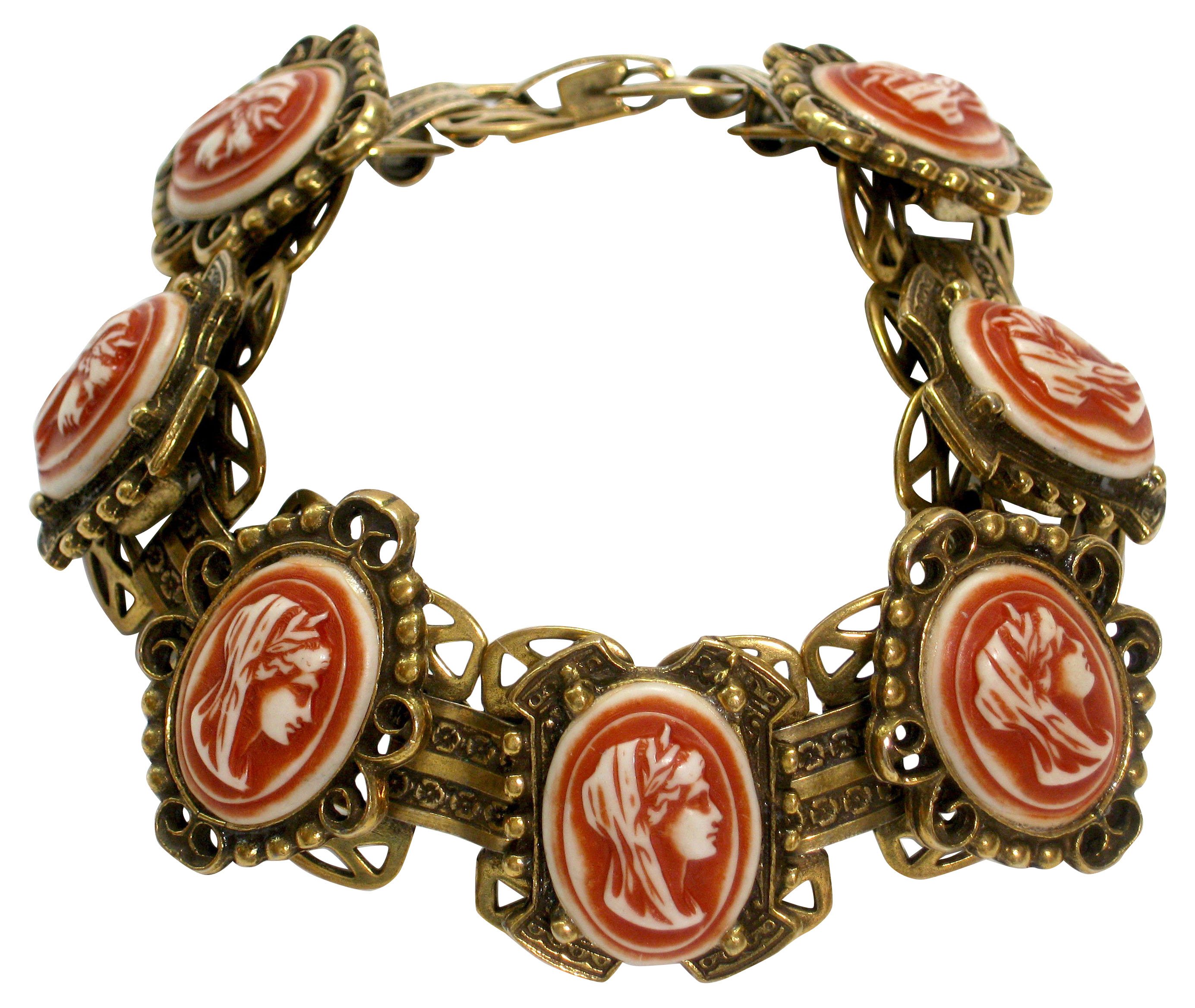 1940s Carved Cameo Gold Bracelet