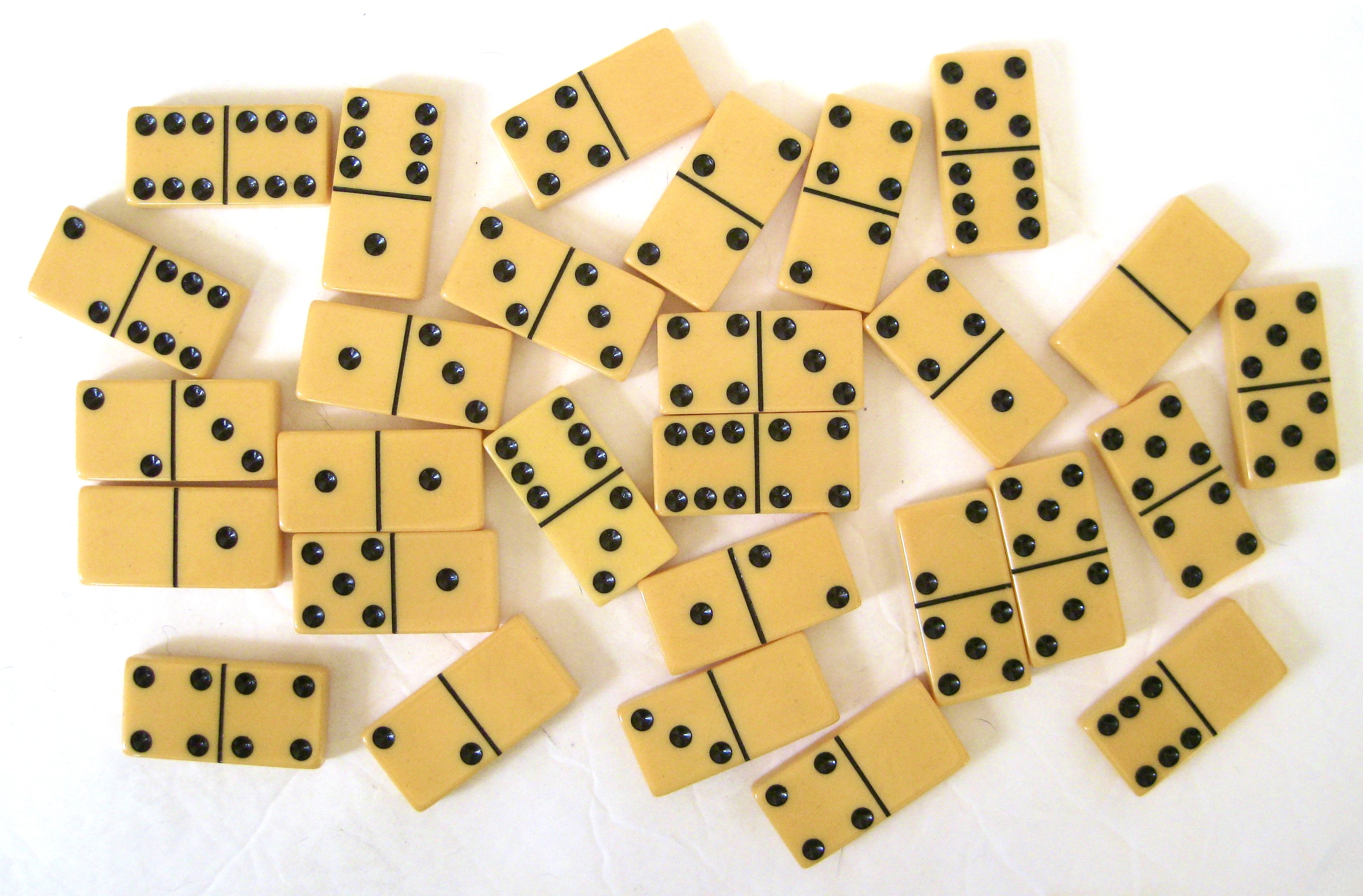 Butterscotch Domino Set in Box~P77693287