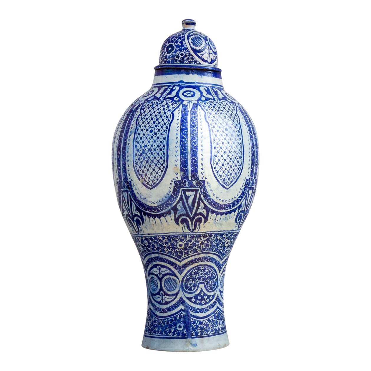 Vintage Blue & White Moroccan Jar~P77620521