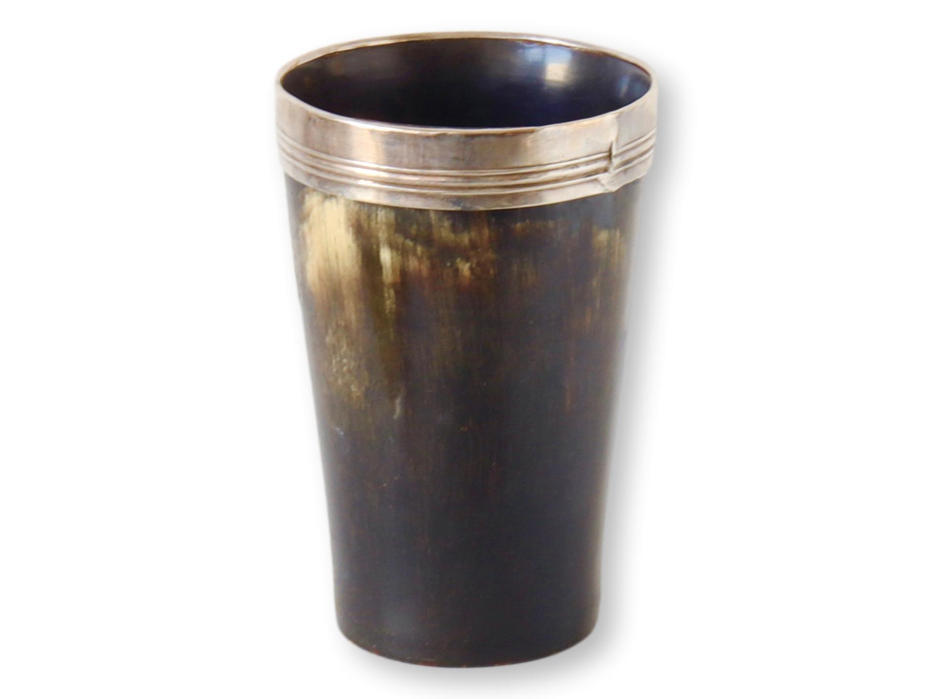 Silver Rim Natural Horn Stirrup Cup~P77669793