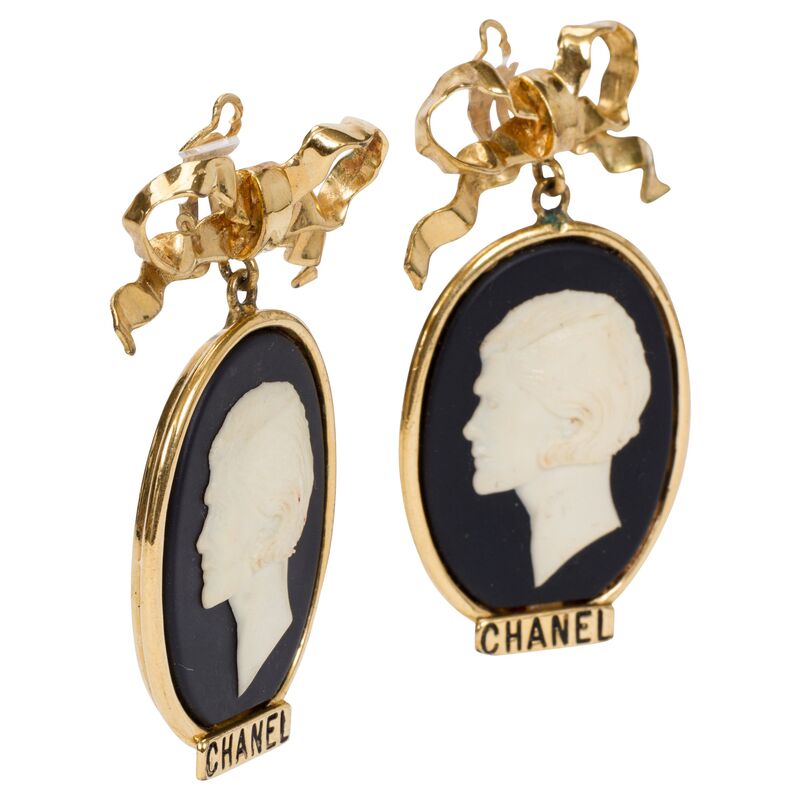 chanel cameo earrings