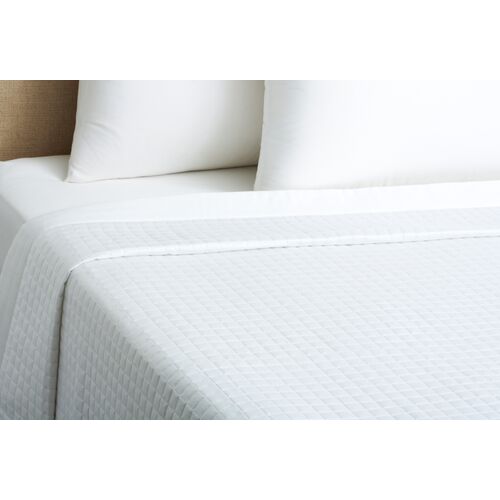 Cotton Quilted Coverlet , White~P75085173