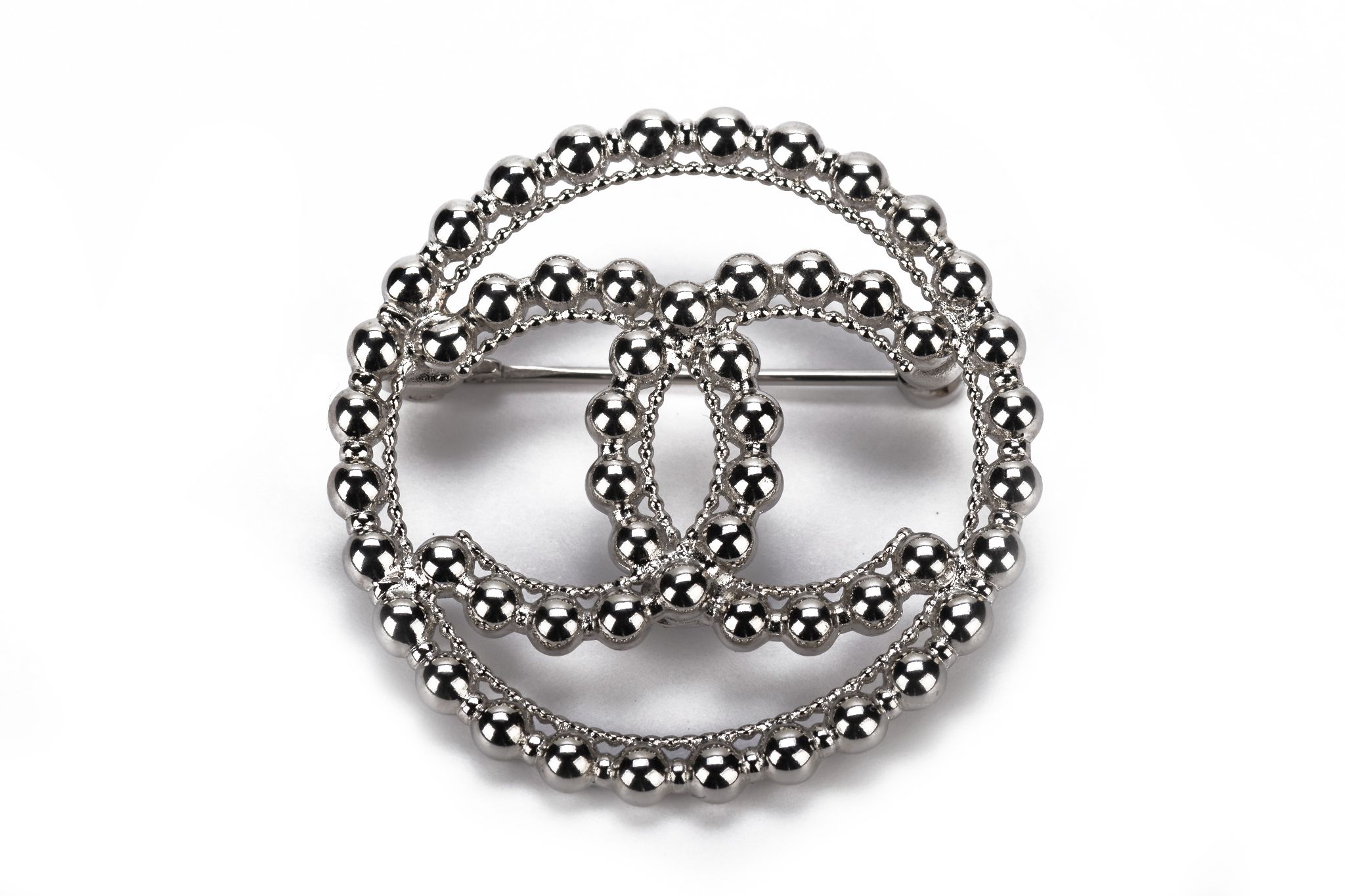 Chanel BNIB Silver CC Logo Round Pin~P77655720