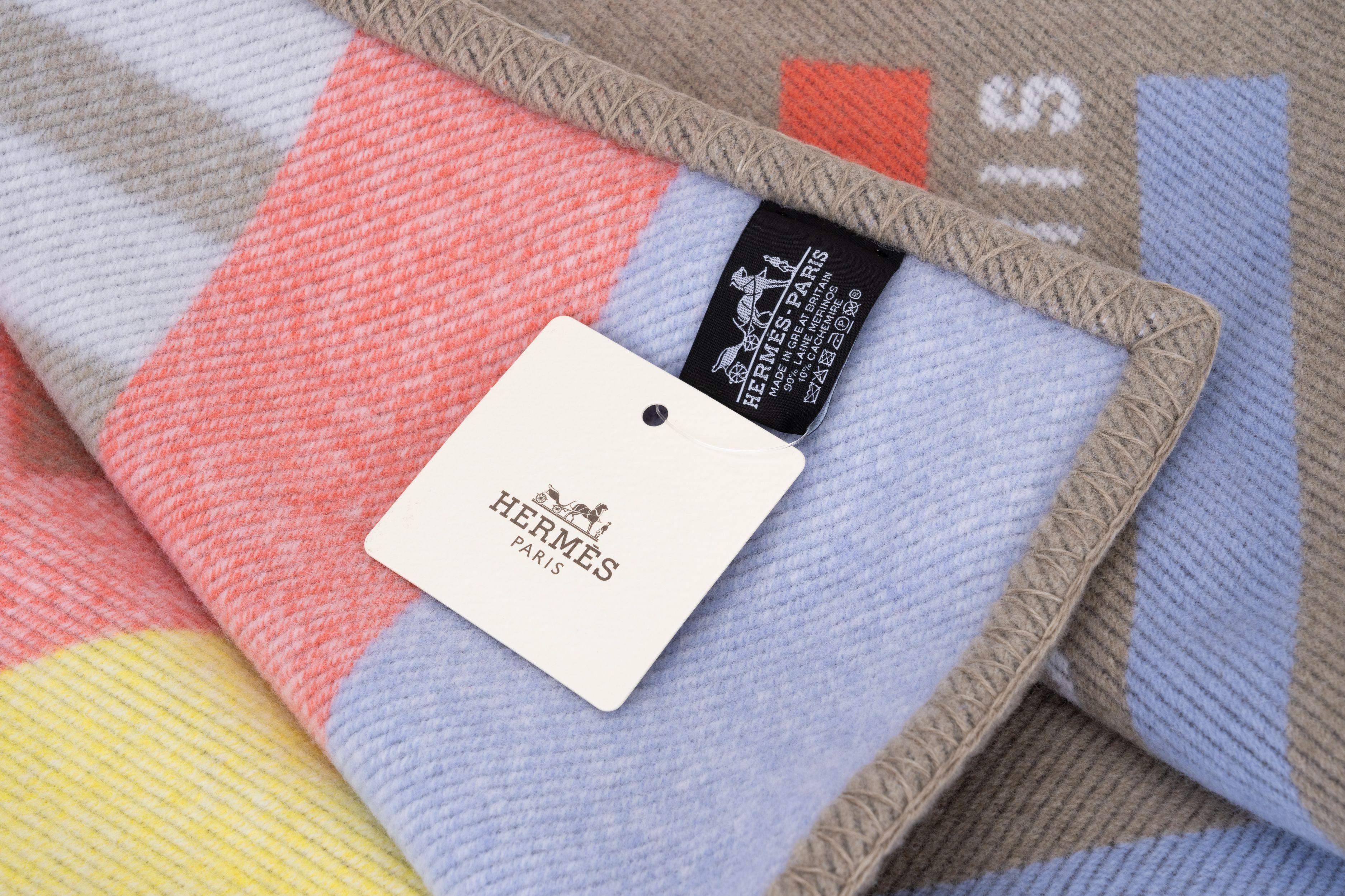 Hermès New Taupe Wool Cashmere Blanket~P77679654