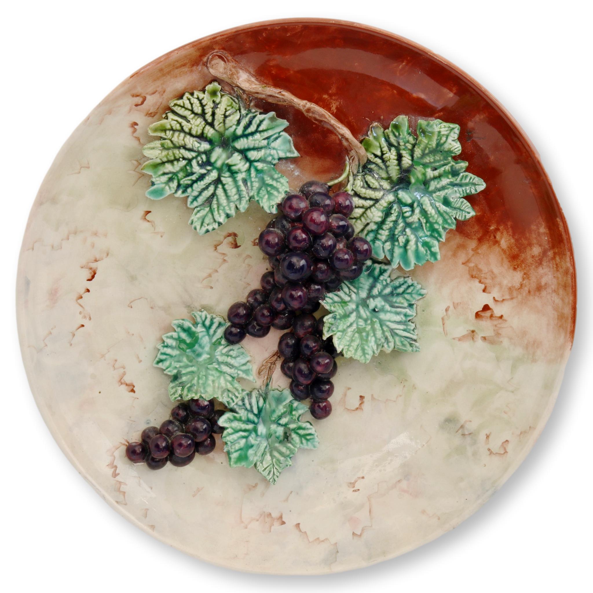 Large Majolica Trompe l’oeil Grape Plate~P77633852