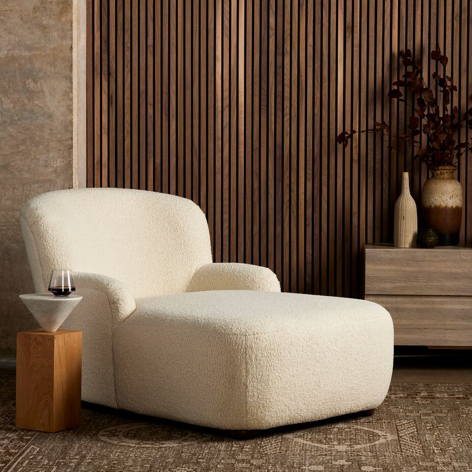 Upholstered in plush faux shearling, the Amy Chaise Longue is sumptuous and cruelty free. Its rounded corners and ample proportions heighten the luxuriousness.
