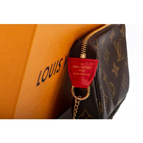 Louis Vuitton Christmas Megeve Pochette - Vintage Lux