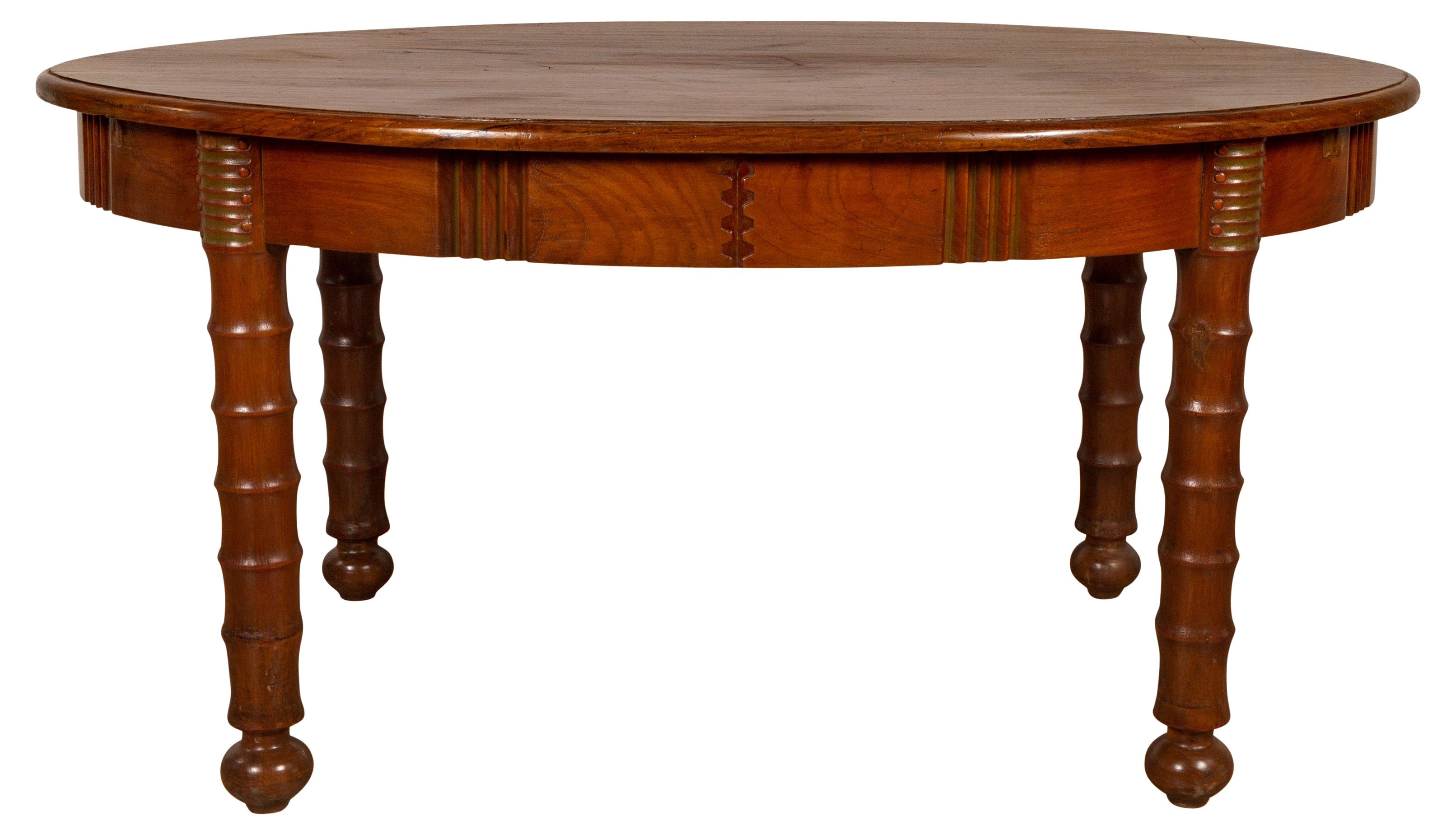 Oval Dining Room Table with Spindle Legs~P77555105