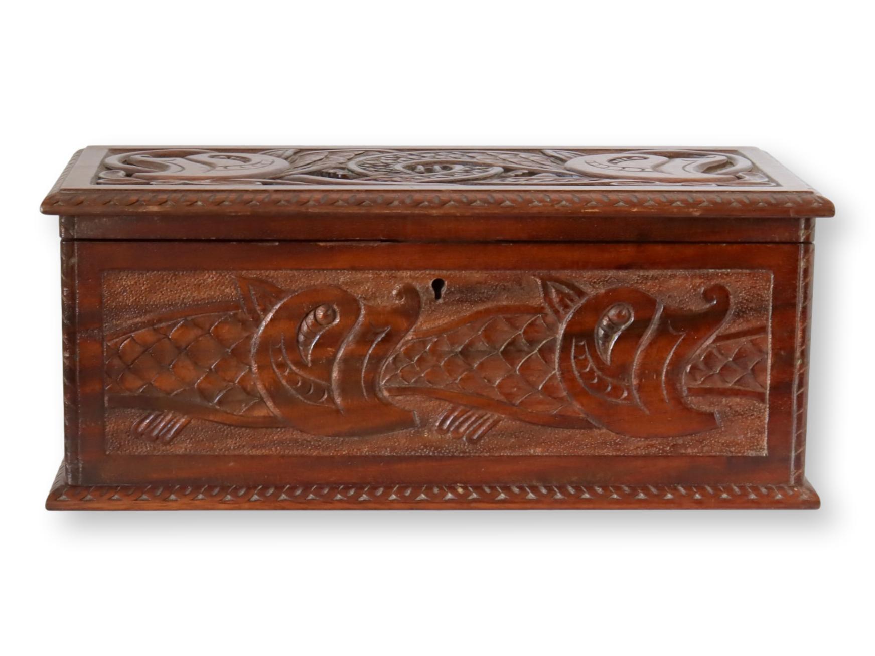 Antique English Carved Jewelry Box~P77696112